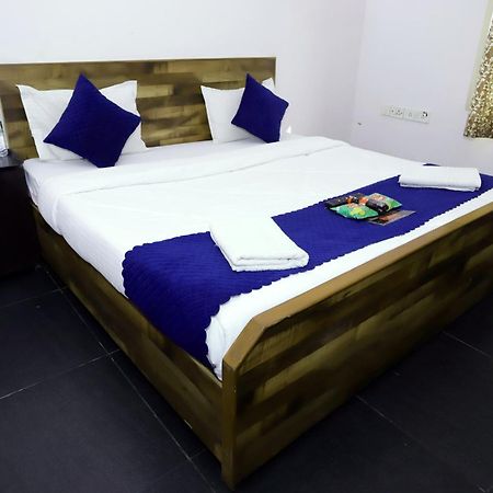 Hotel Warm Welcome - Noida Sector 51 Exterior photo