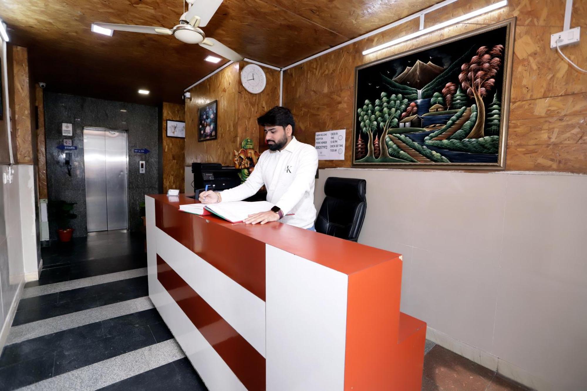 Hotel Warm Welcome - Noida Sector 51 Exterior photo